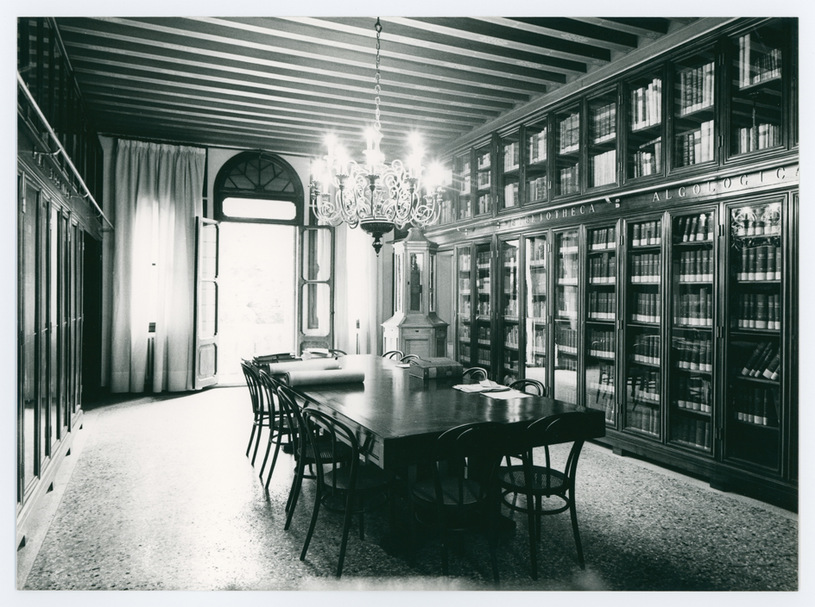 Sala storica della Biblioteca dell'Orto botanico di Padova